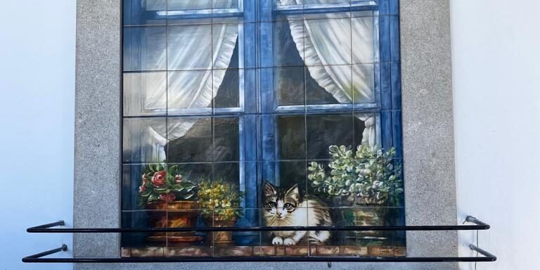 Janela falsa azulejos pintados á mão