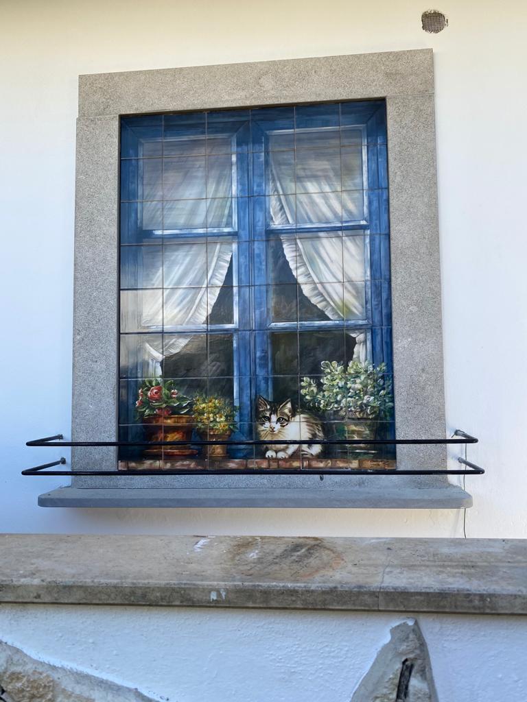 Janela falsa azulejos pintados á mão