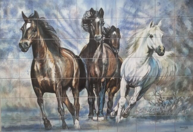 Painéis de azulejo com motivo cavalos selvagens